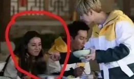 娱乐圈三大吃瓜定律,真相、谣言与反转的迷雾